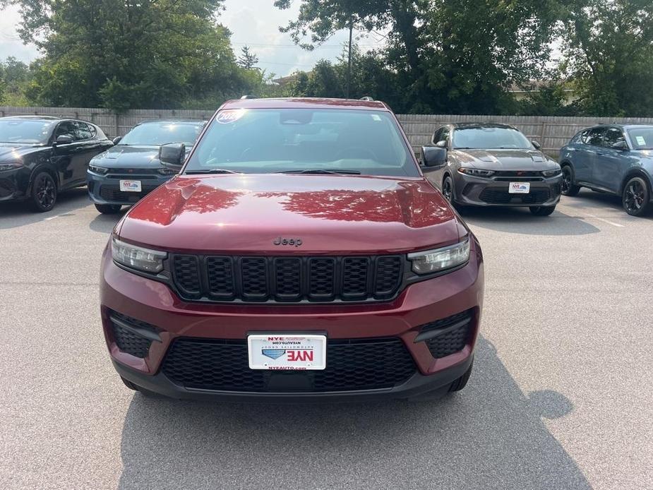 new 2024 Jeep Grand Cherokee car, priced at $46,025