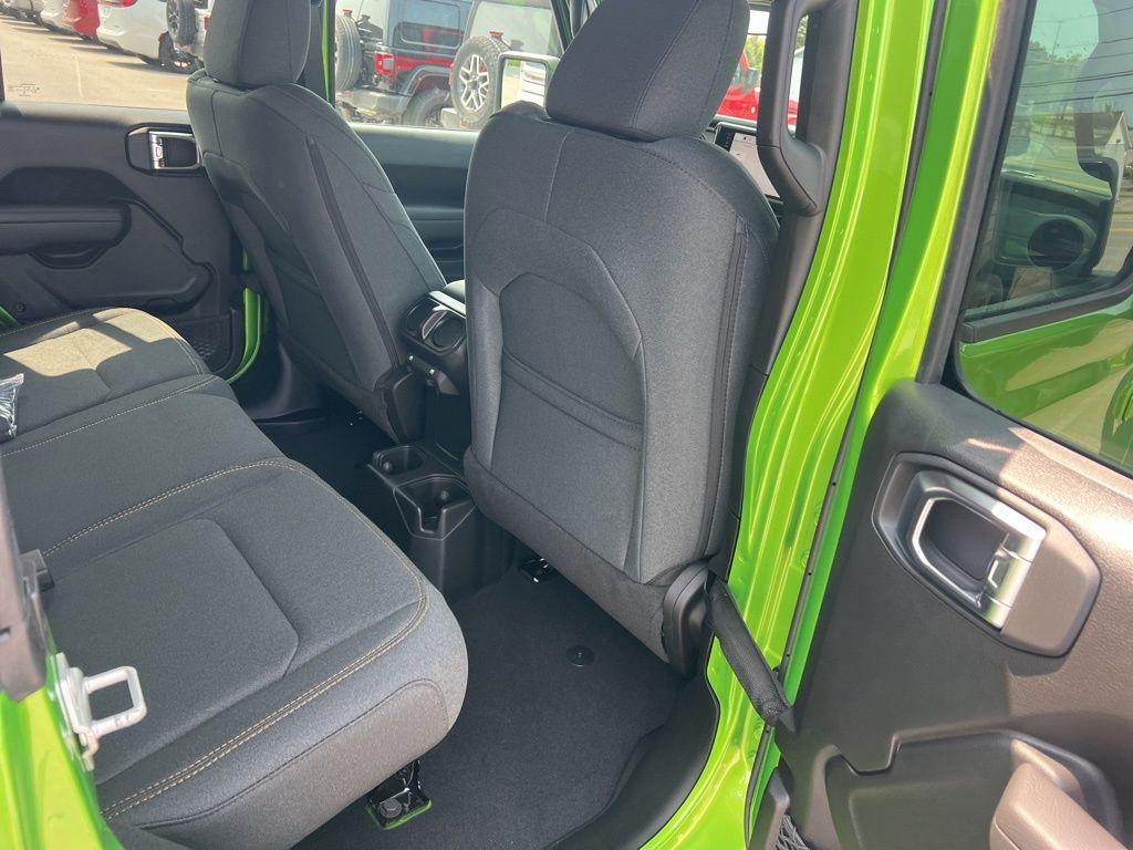 new 2025 Jeep Wrangler car, priced at $38,697
