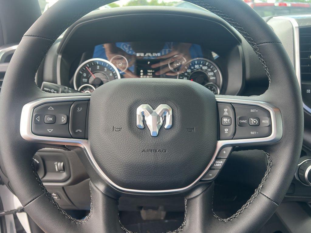 new 2025 Ram 1500 car, priced at $54,556