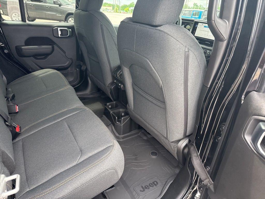 new 2025 Jeep Wrangler car, priced at $48,602