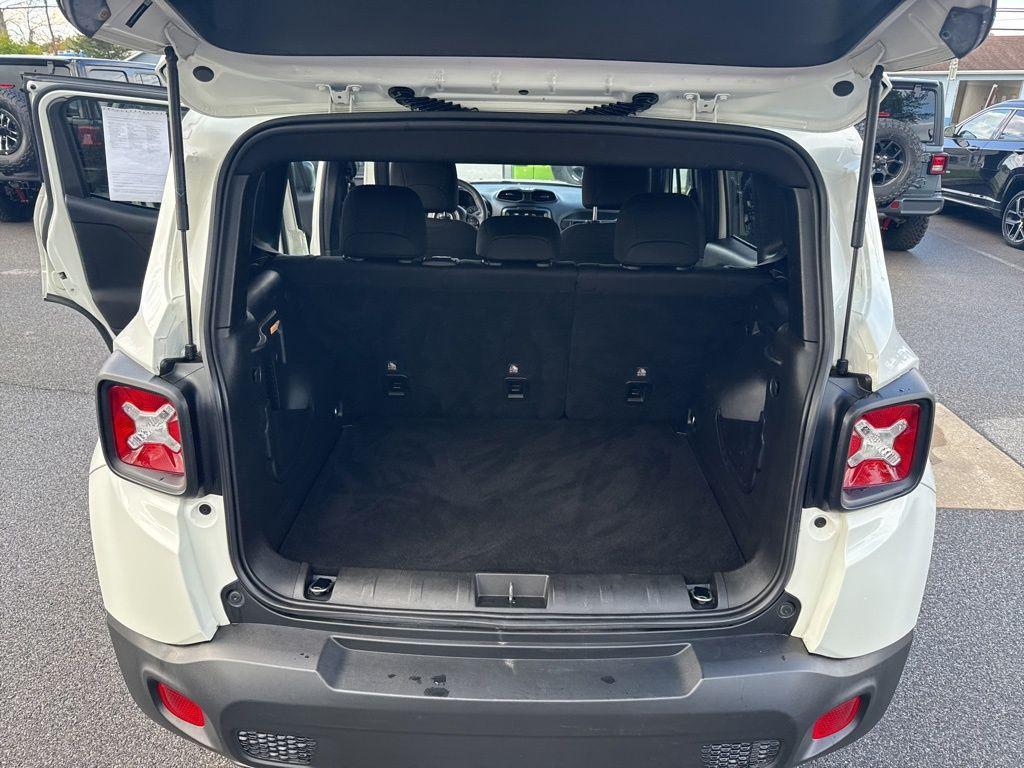 used 2021 Jeep Renegade car, priced at $18,995