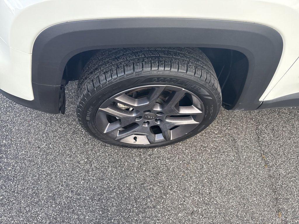 used 2021 Jeep Renegade car, priced at $18,995