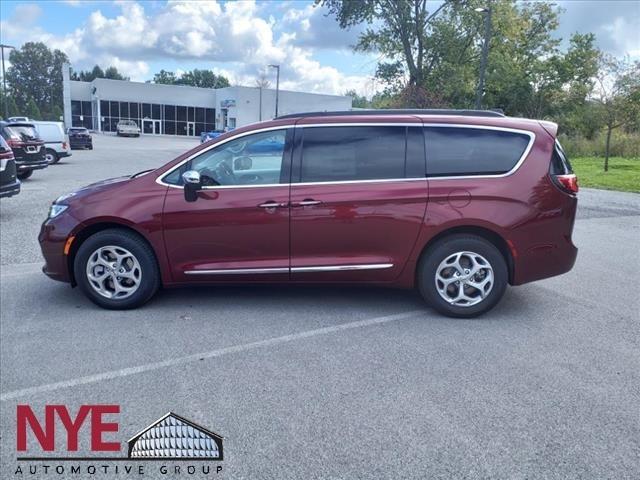 new 2023 Chrysler Pacifica Hybrid car, priced at $39,900