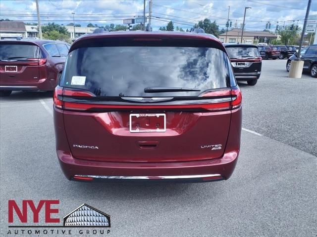 new 2023 Chrysler Pacifica Hybrid car, priced at $39,900