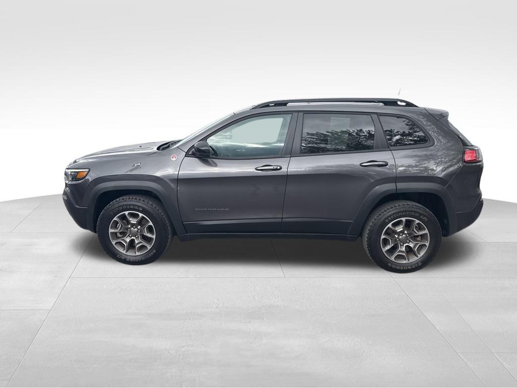 used 2022 Jeep Cherokee car, priced at $26,995