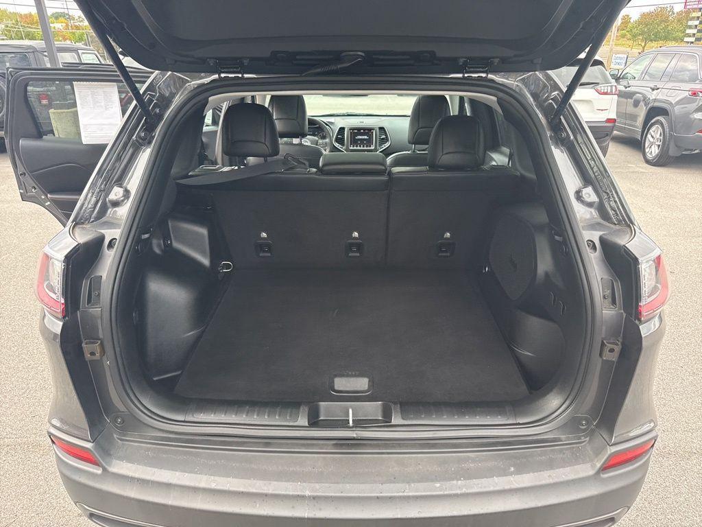 used 2022 Jeep Cherokee car, priced at $26,995