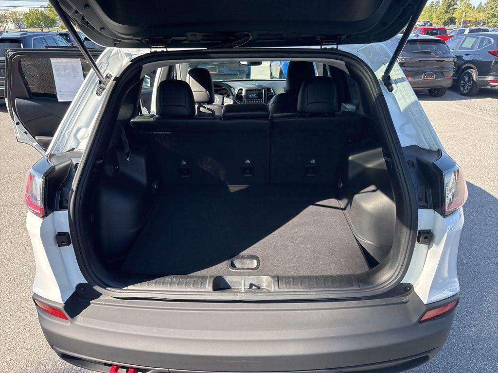 used 2022 Jeep Cherokee car, priced at $26,295