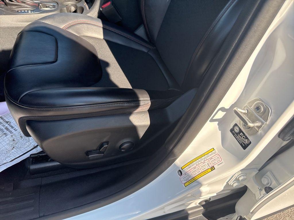 used 2022 Jeep Cherokee car, priced at $26,295