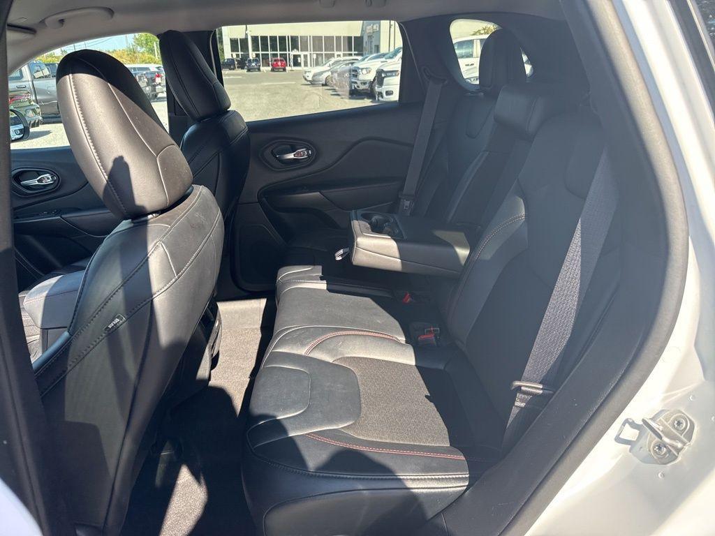 used 2022 Jeep Cherokee car, priced at $26,295