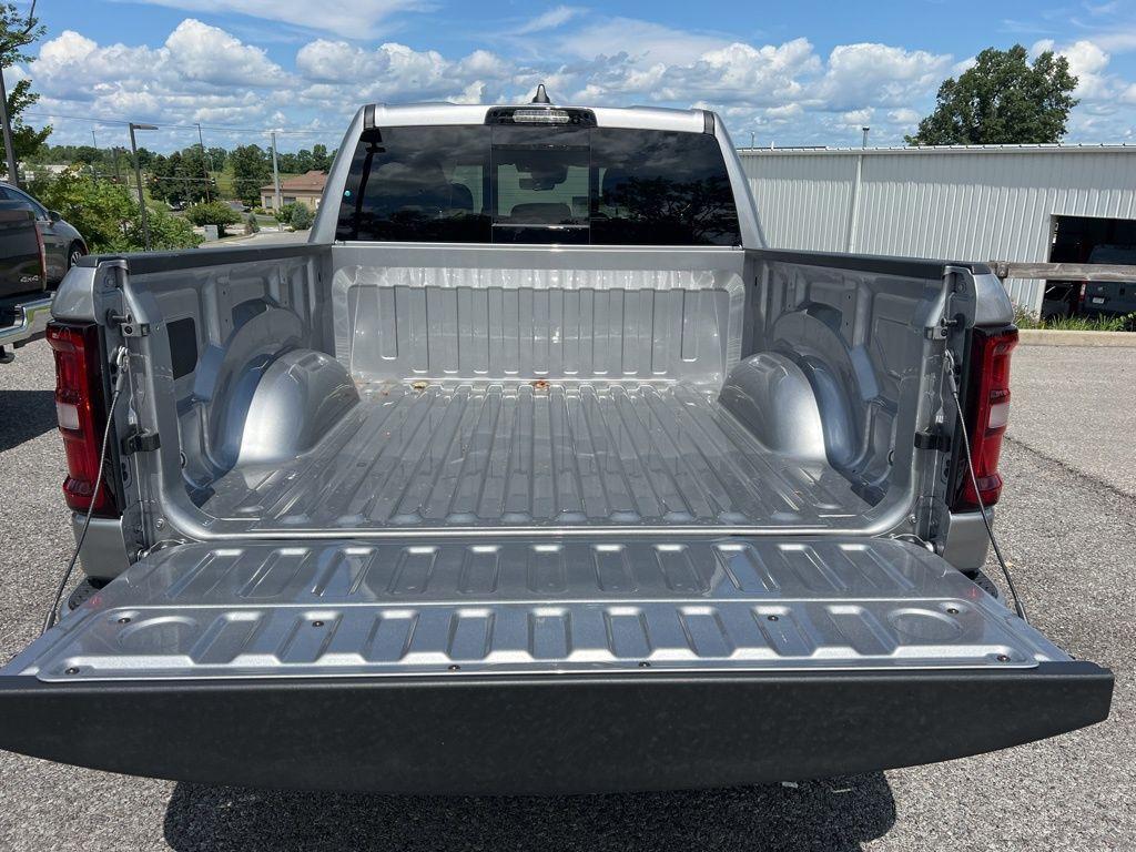 new 2025 Ram 1500 car, priced at $59,602
