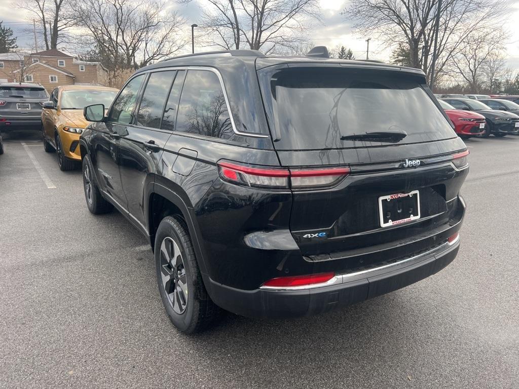 new 2024 Jeep Grand Cherokee 4xe car, priced at $49,419