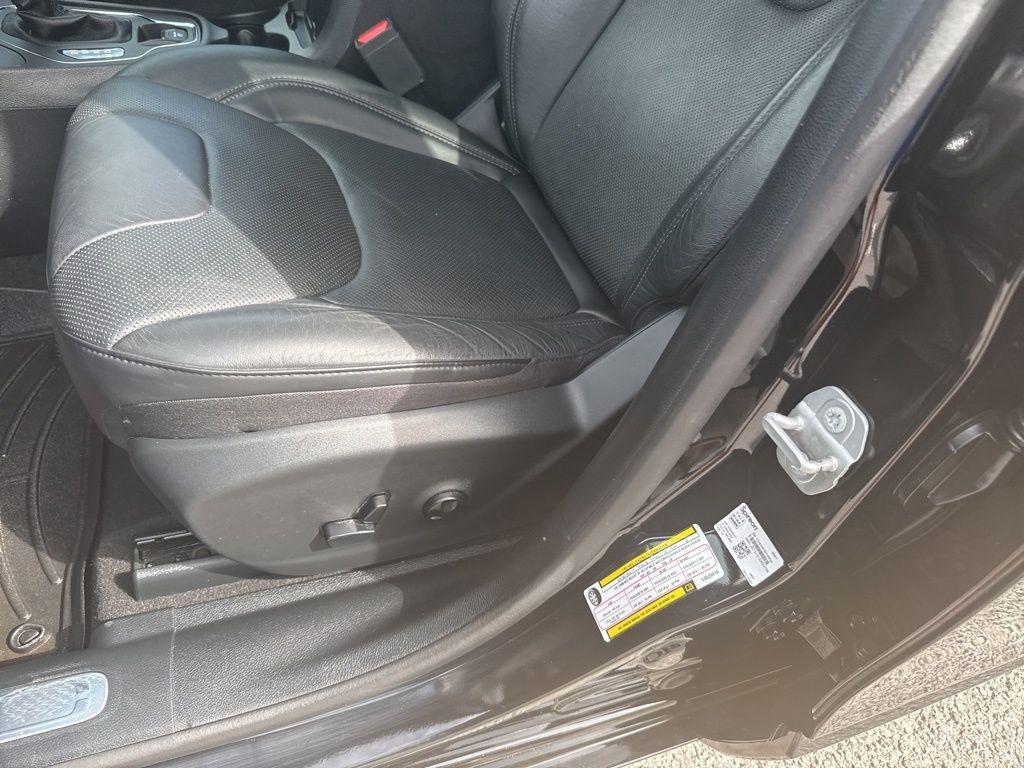 new 2020 Jeep Cherokee car, priced at $16,995