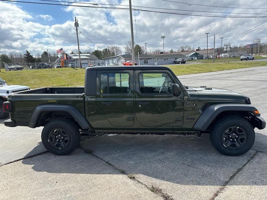 new 2024 Jeep Gladiator car, priced at $41,750