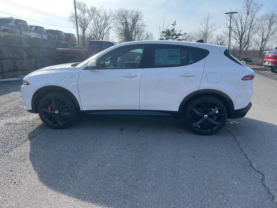 new 2024 Dodge Hornet car, priced at $45,181