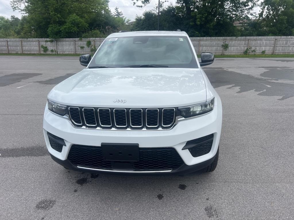 new 2025 Jeep Grand Cherokee car