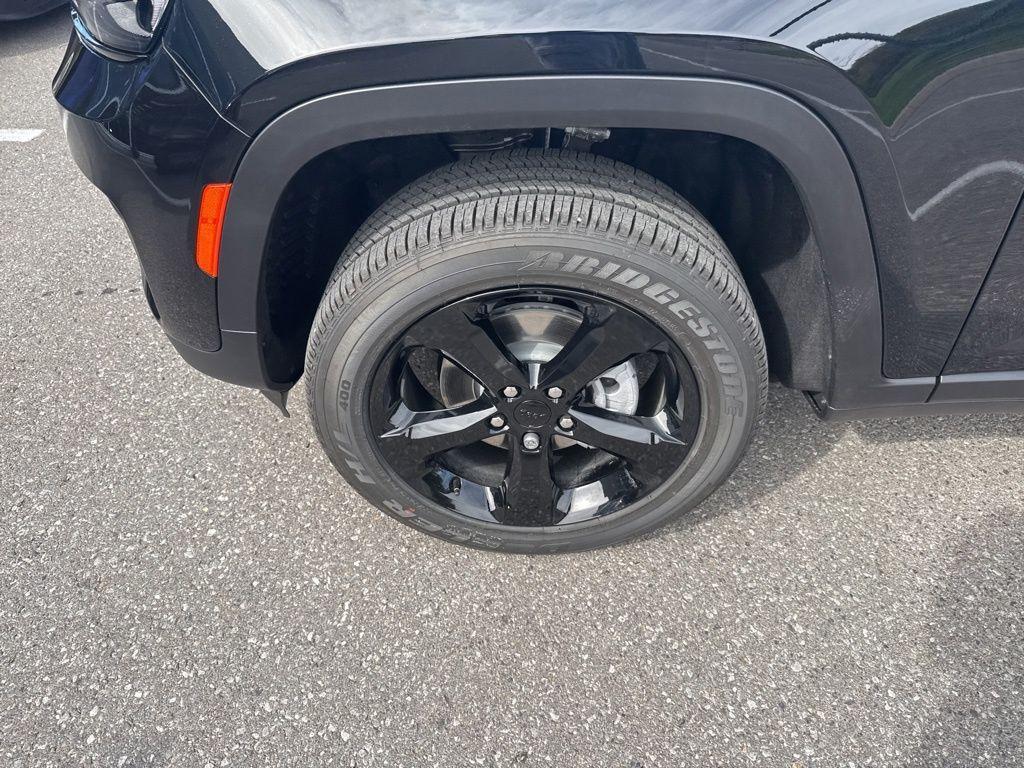 new 2025 Jeep Grand Cherokee car