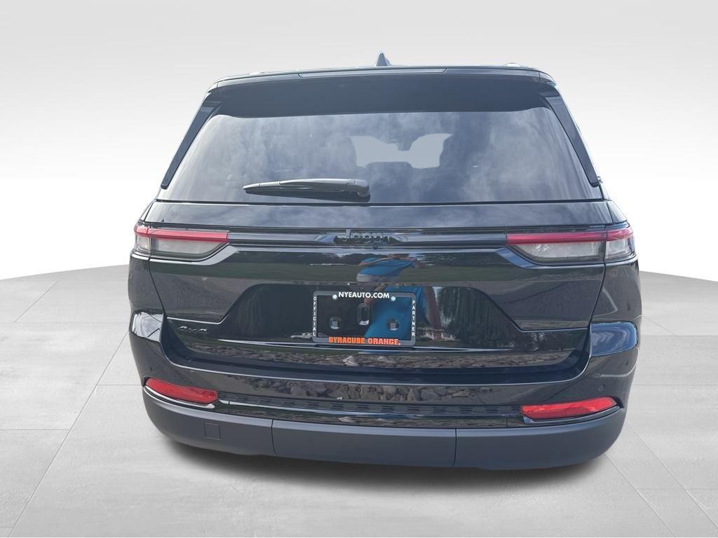 new 2025 Jeep Grand Cherokee car