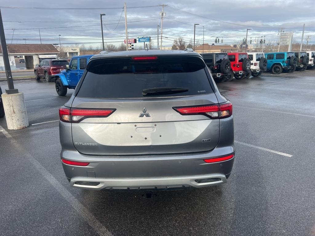 used 2022 Mitsubishi Outlander car, priced at $24,997