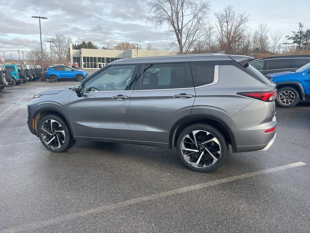 used 2022 Mitsubishi Outlander car, priced at $24,997