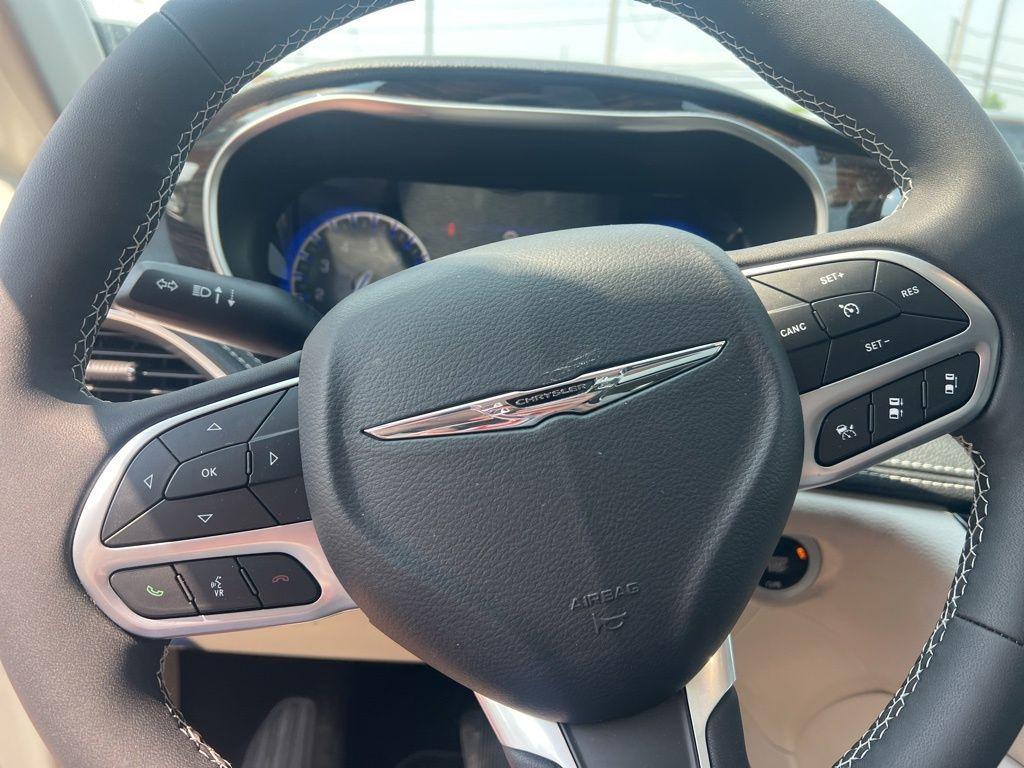 used 2024 Chrysler Pacifica car, priced at $43,500