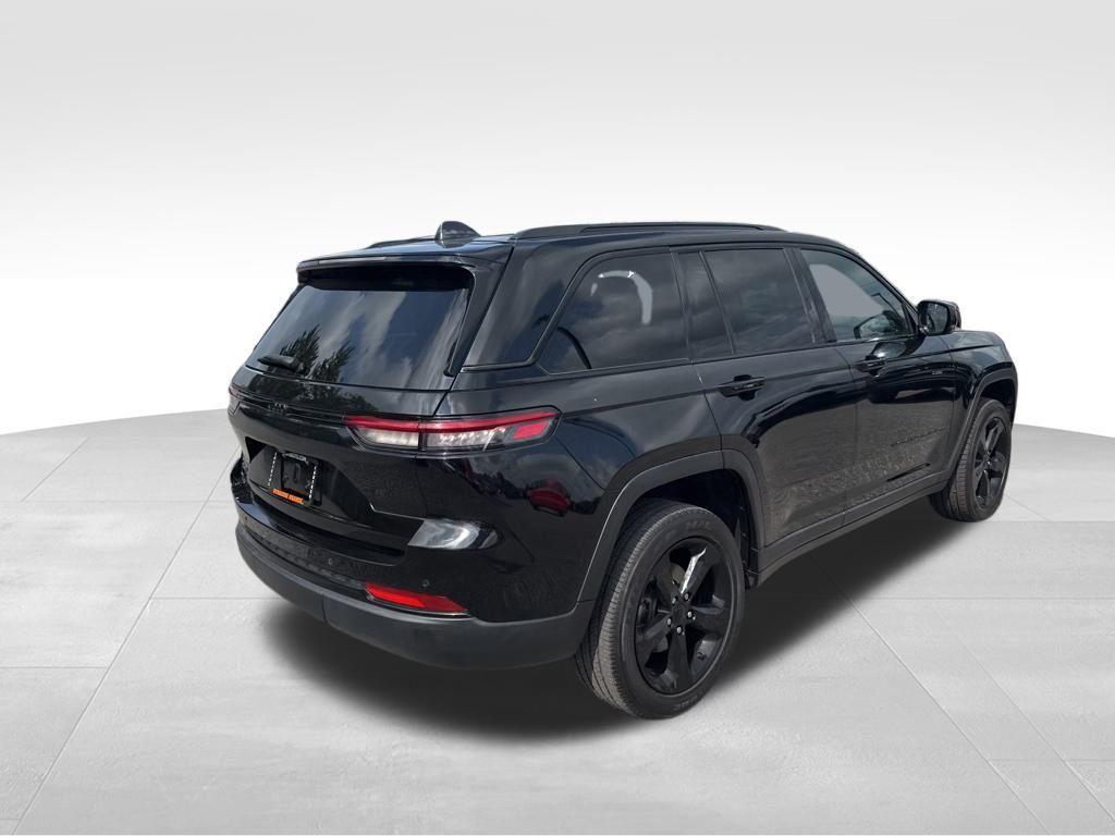 used 2022 Jeep Grand Cherokee car, priced at $29,750