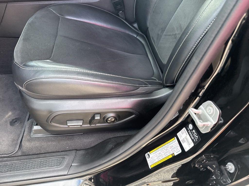 used 2022 Jeep Grand Cherokee car, priced at $29,750