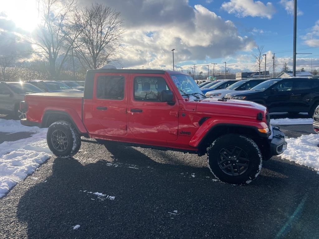 used 2024 Jeep Gladiator car, priced at $42,023