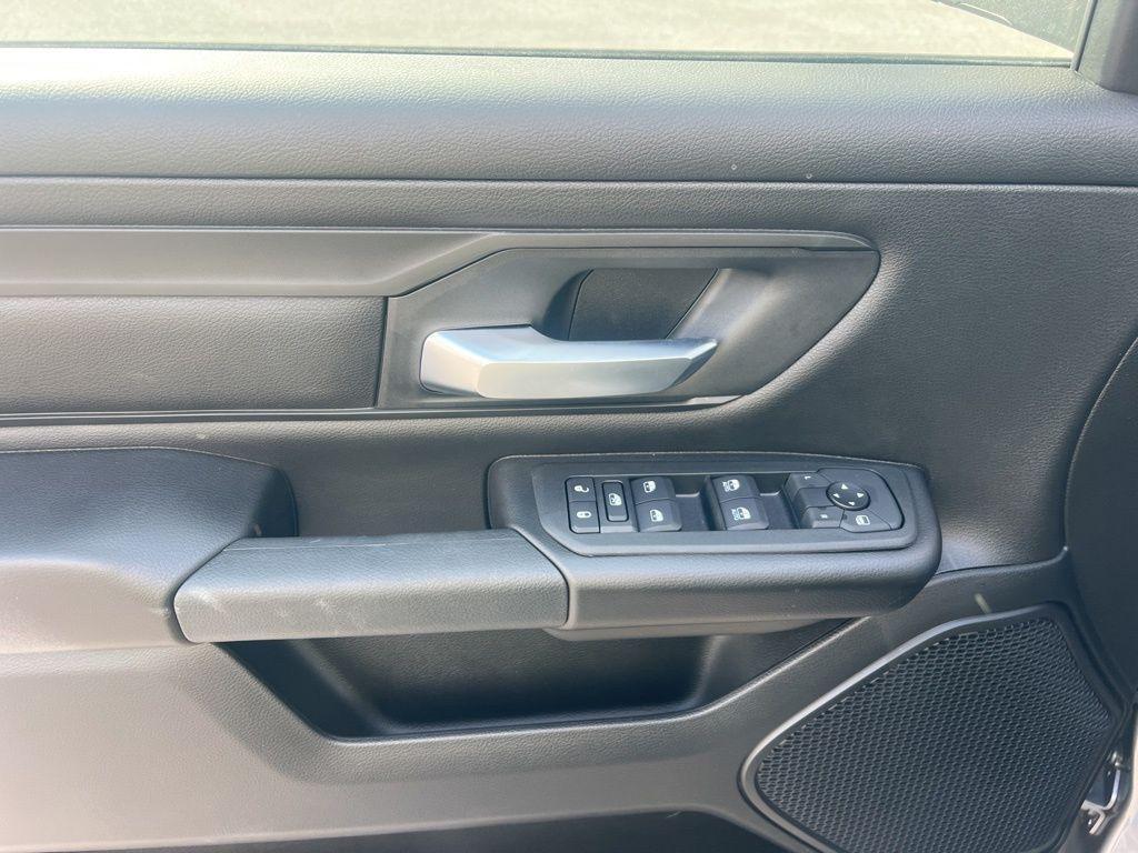 new 2025 Ram 1500 car, priced at $50,965