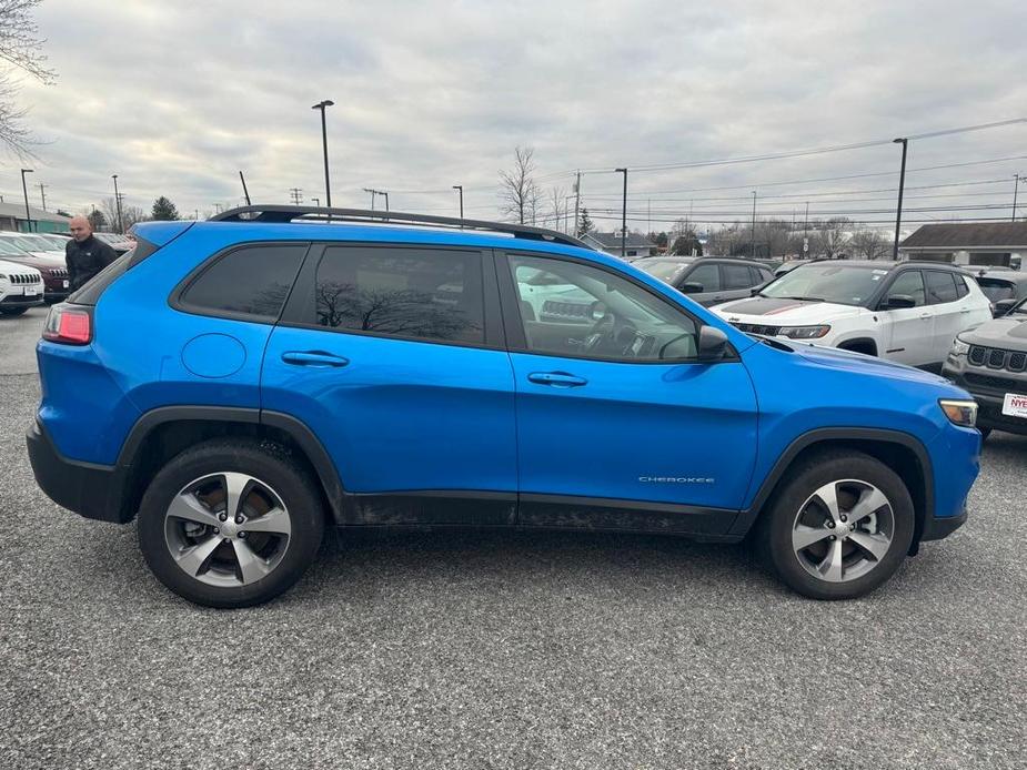 used 2022 Jeep Cherokee car, priced at $27,859