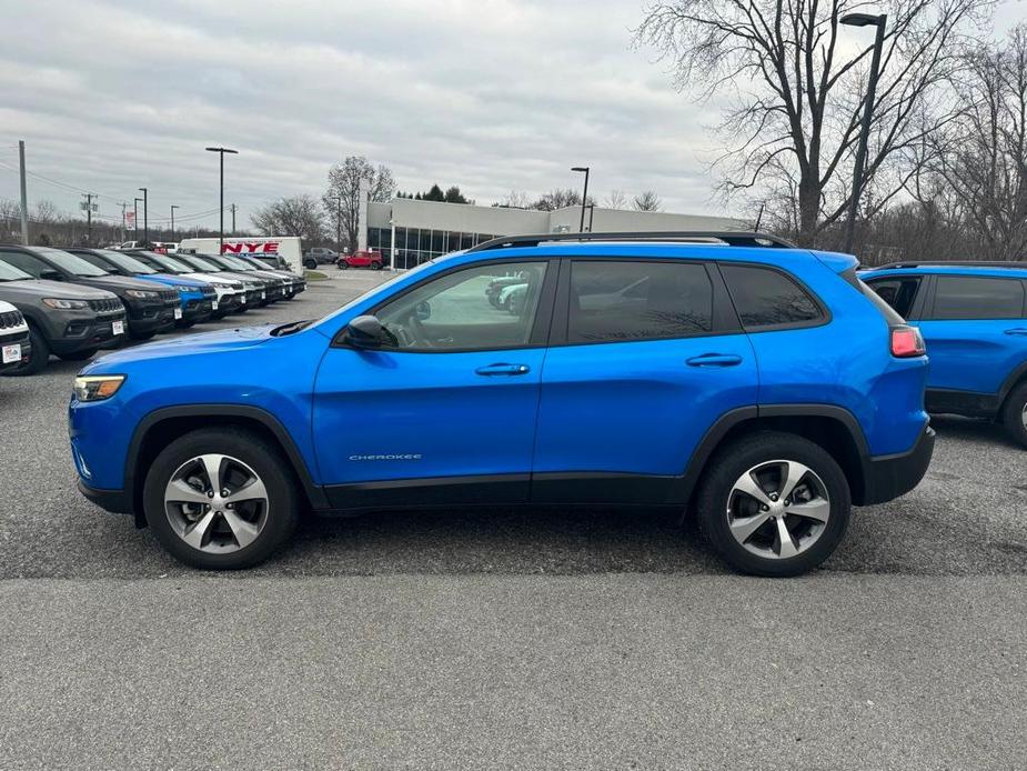 used 2022 Jeep Cherokee car, priced at $27,859