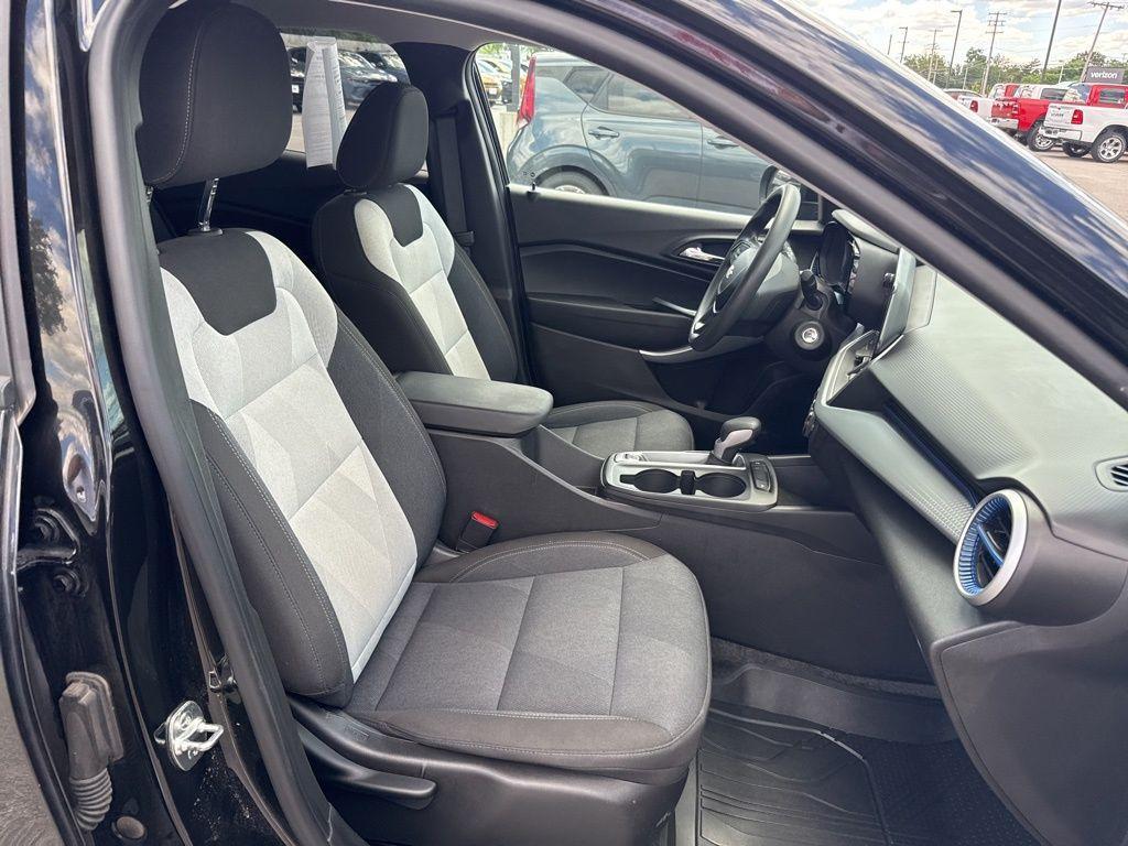 used 2024 Chevrolet Trax car, priced at $19,995