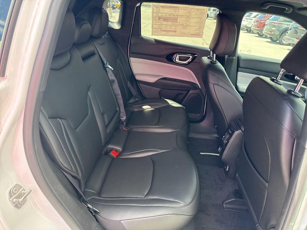 new 2025 Jeep Compass car