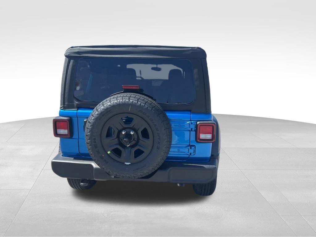 new 2025 Jeep Wrangler car, priced at $41,427