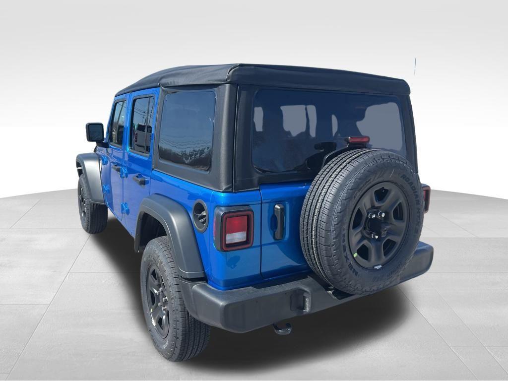 new 2025 Jeep Wrangler car, priced at $41,427