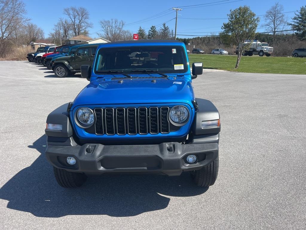 new 2025 Jeep Wrangler car, priced at $41,427