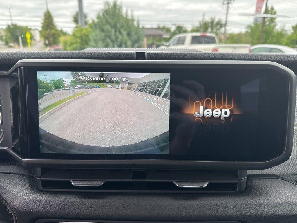 new 2025 Jeep Wrangler car, priced at $45,593