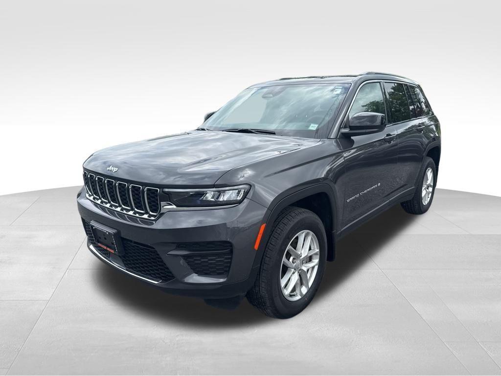 used 2025 Jeep Grand Cherokee car, priced at $42,995