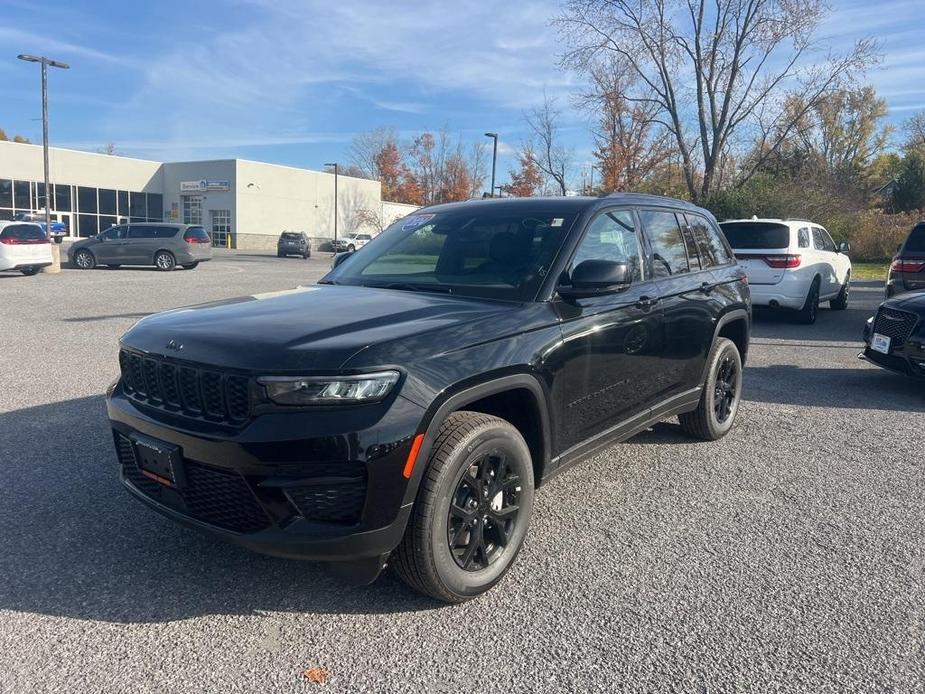 new 2024 Jeep Grand Cherokee car, priced at $44,525