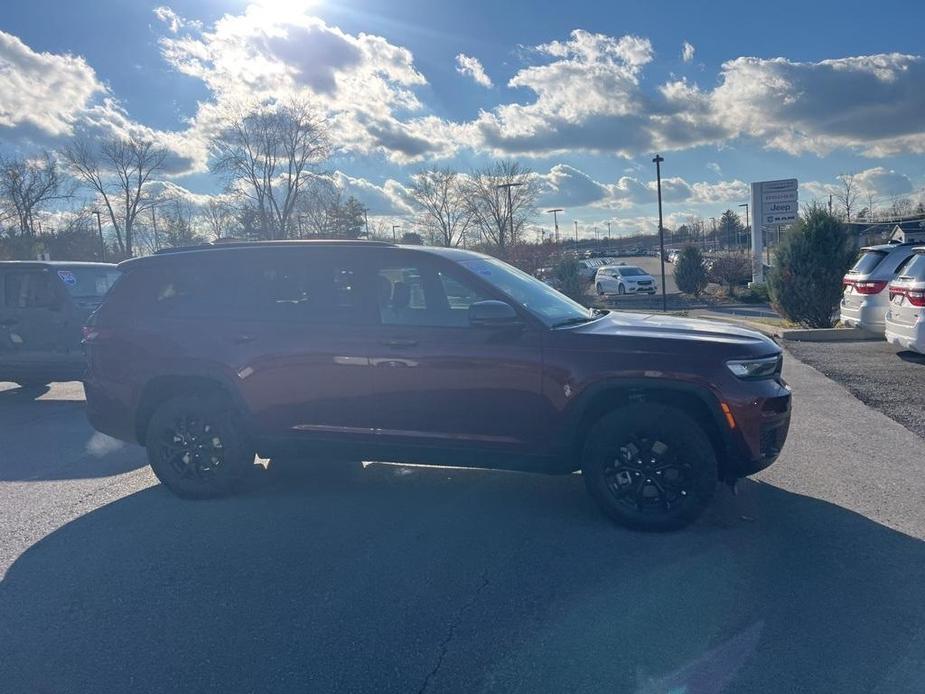 new 2025 Jeep Grand Cherokee L car, priced at $48,530