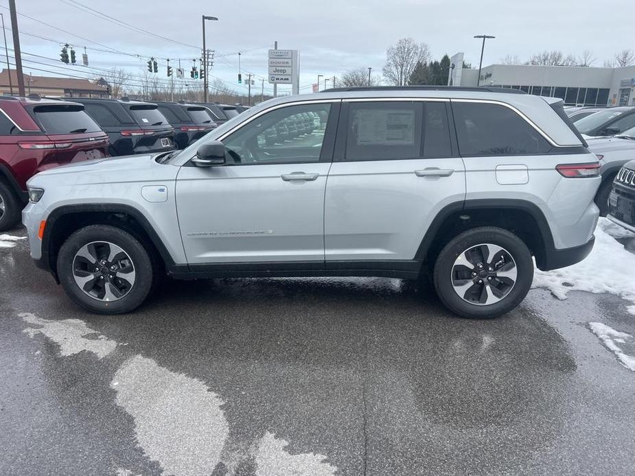 new 2024 Jeep Grand Cherokee 4xe car, priced at $49,625