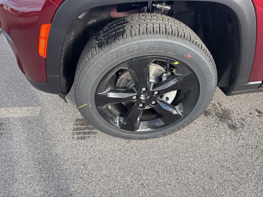 new 2025 Jeep Grand Cherokee car, priced at $45,125