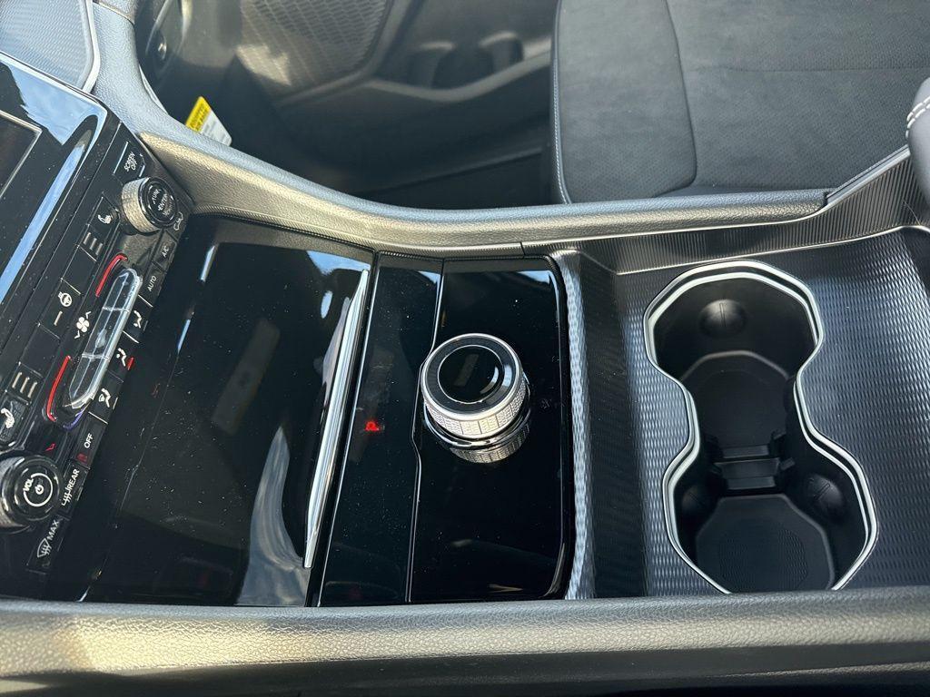 new 2025 Jeep Grand Cherokee car, priced at $45,125