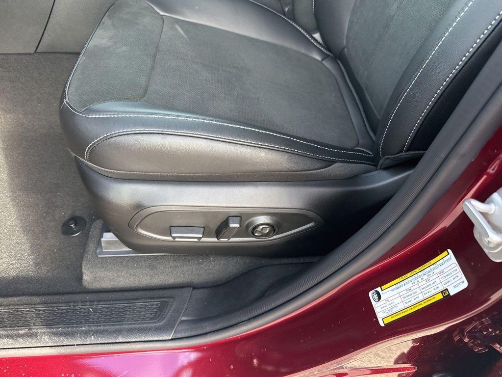 new 2025 Jeep Grand Cherokee car, priced at $45,125