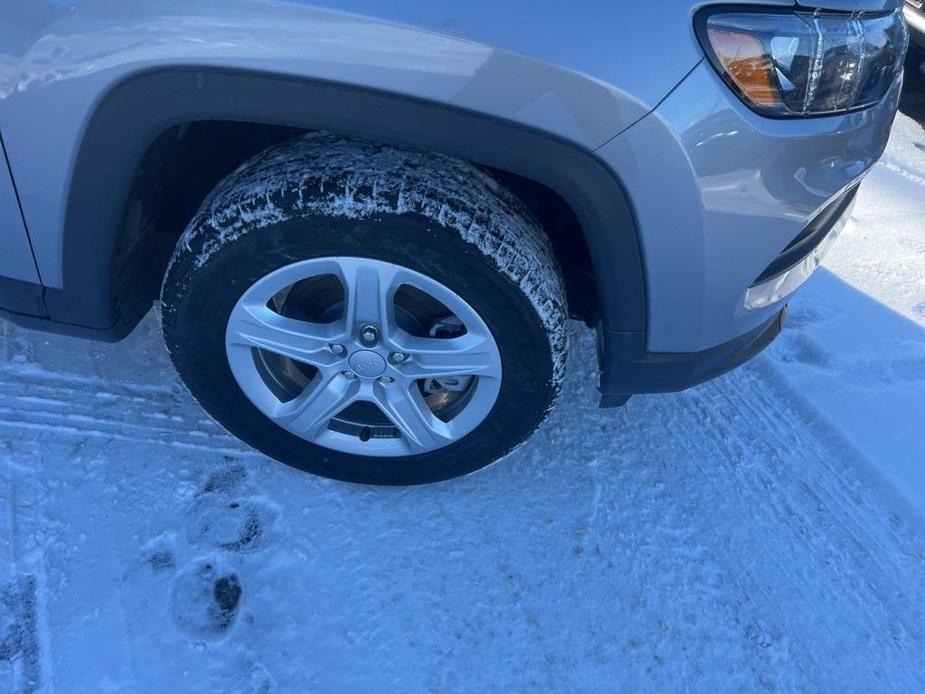 new 2024 Jeep Compass car, priced at $27,860