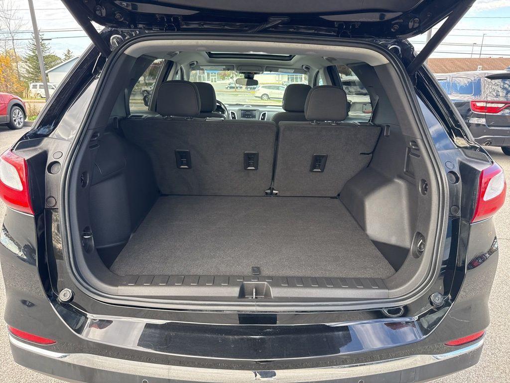 used 2021 Chevrolet Equinox car, priced at $20,995