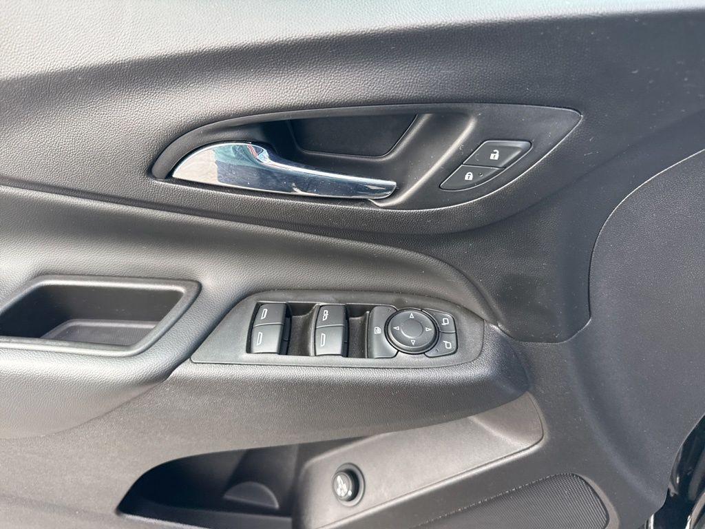 used 2021 Chevrolet Equinox car, priced at $20,995