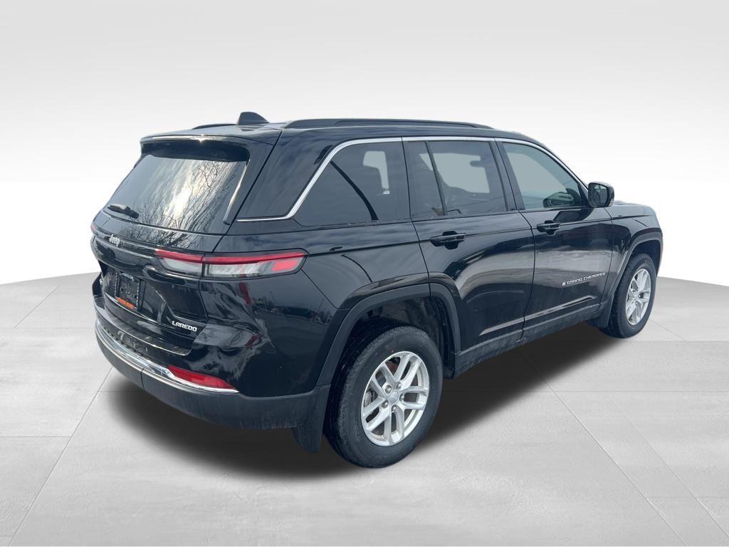 new 2025 Jeep Grand Cherokee car, priced at $39,959