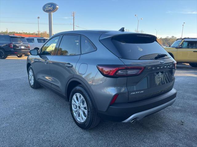 new 2025 Ford Escape car, priced at $29,950