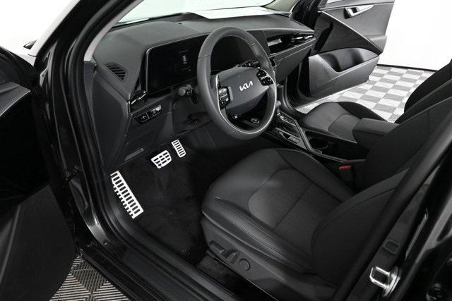 new 2025 Kia Niro car, priced at $30,745