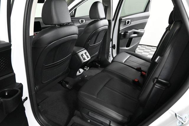 new 2025 Kia Sorento car, priced at $35,124